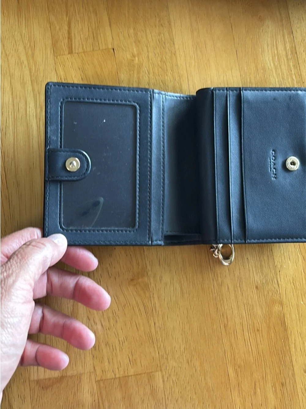 Coach compact zip